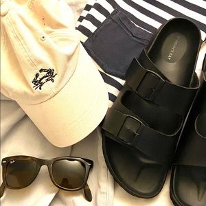 St. John’s Bay Men’s Rocket Slide Sandals (size 8)